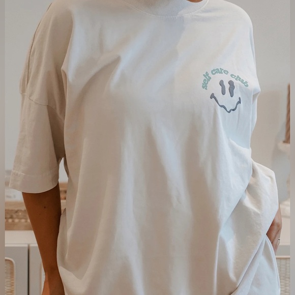 Girl Knows All “Self Care” Graphic Tee - Picture 3 of 8